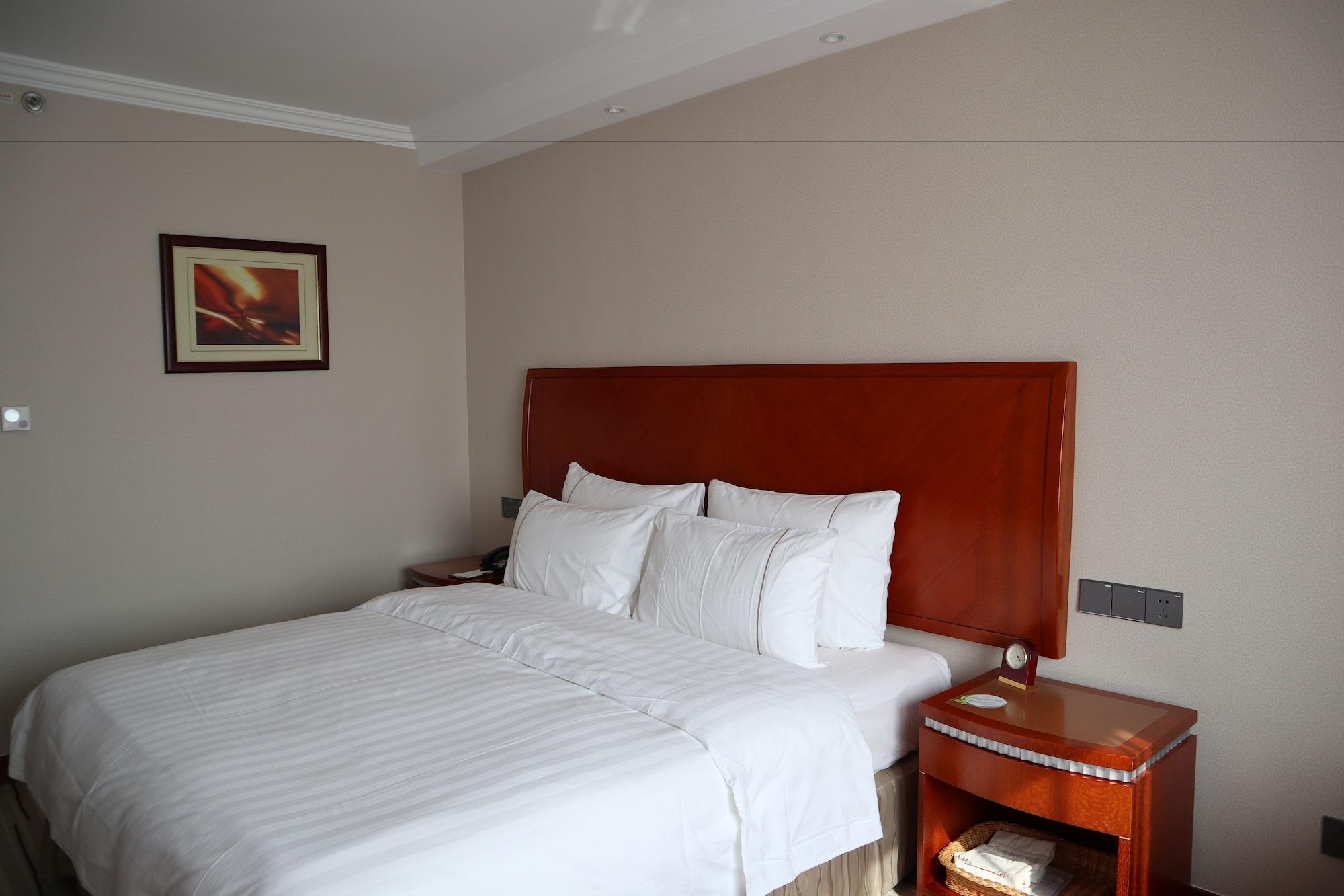 Jianguo Hotel Shanghai Exterior photo
