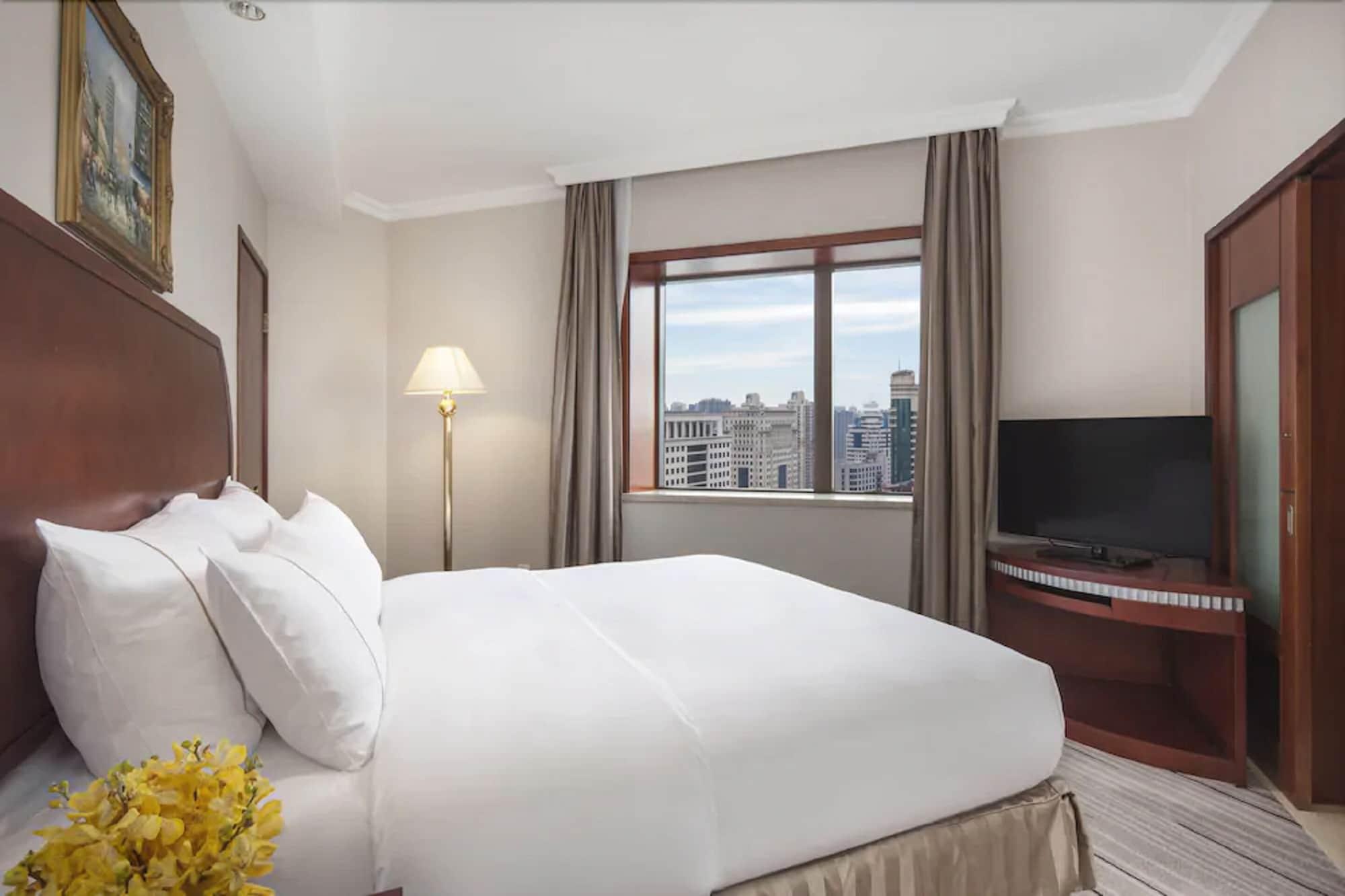Jianguo Hotel Shanghai Exterior photo