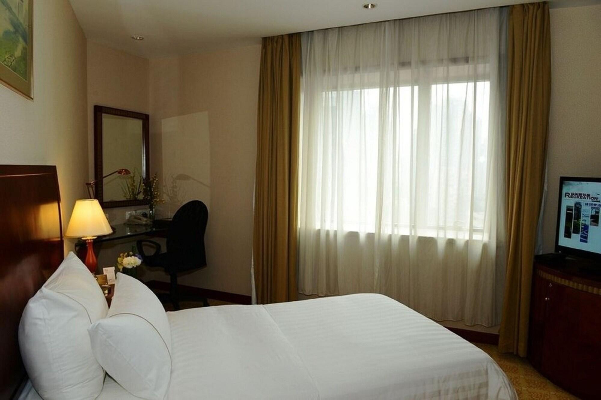 Jianguo Hotel Shanghai Exterior photo