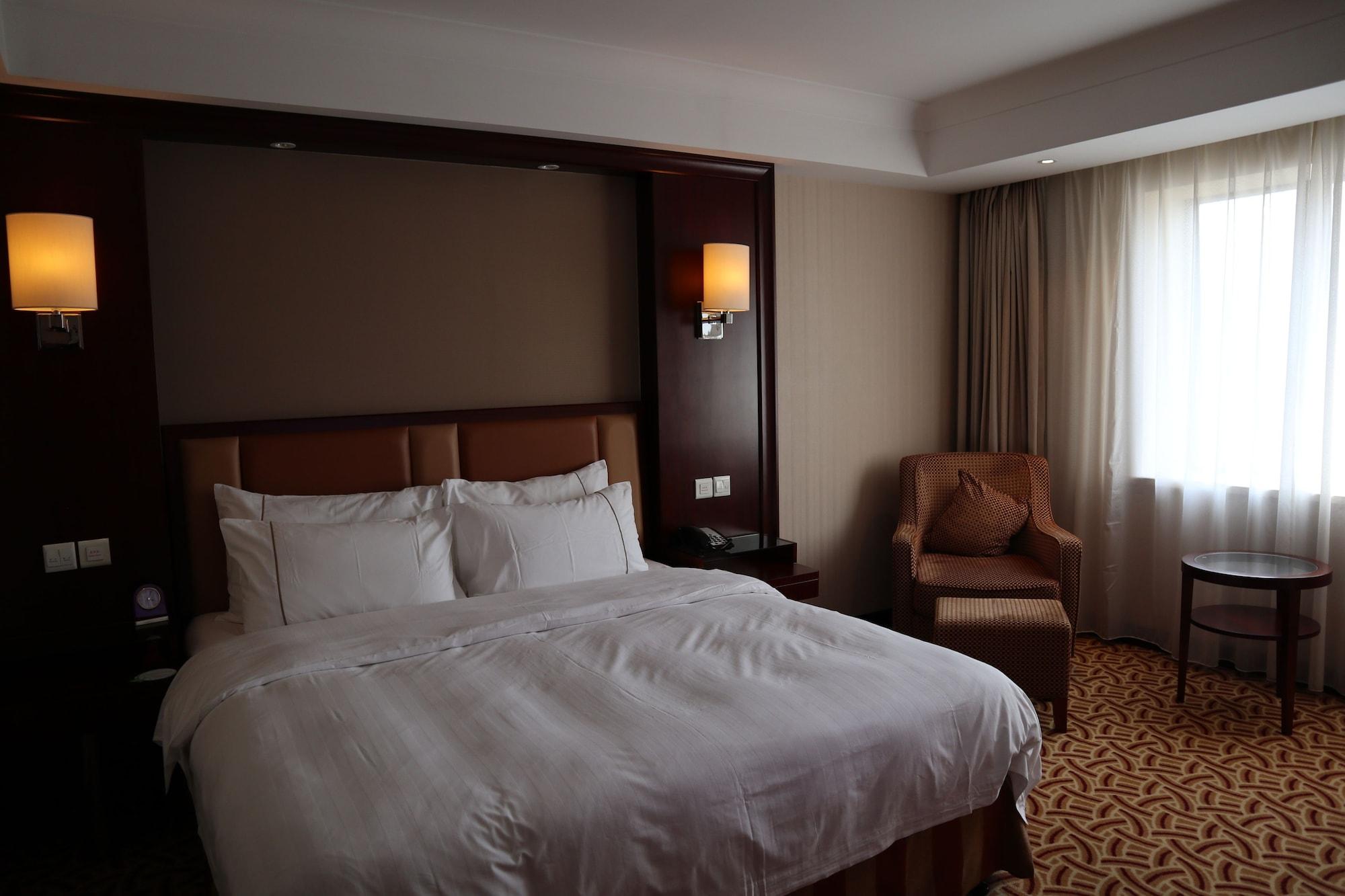 Jianguo Hotel Shanghai Exterior photo