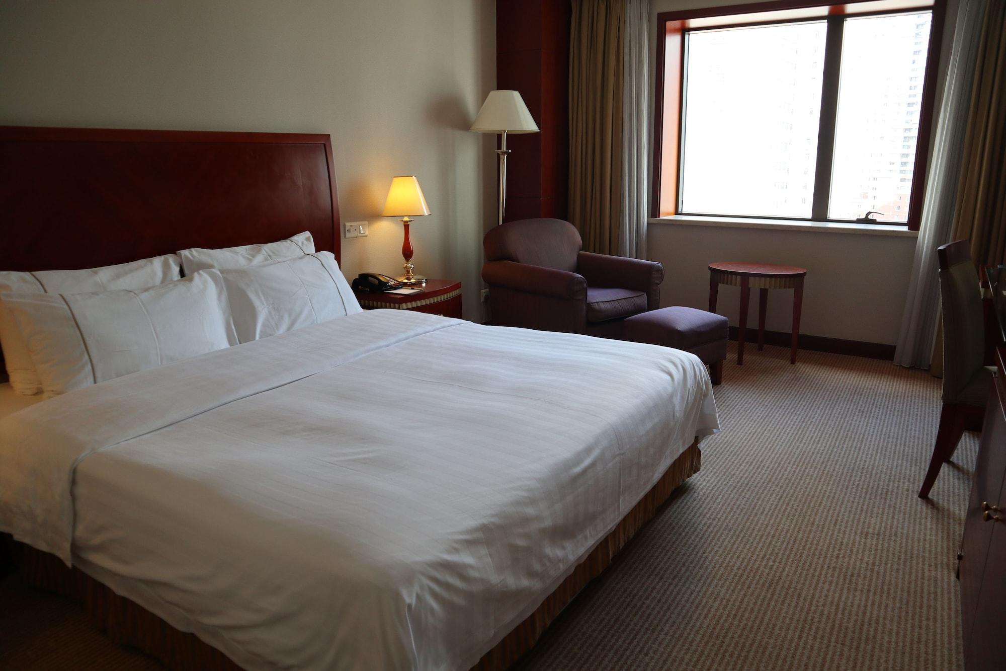 Jianguo Hotel Shanghai Exterior photo