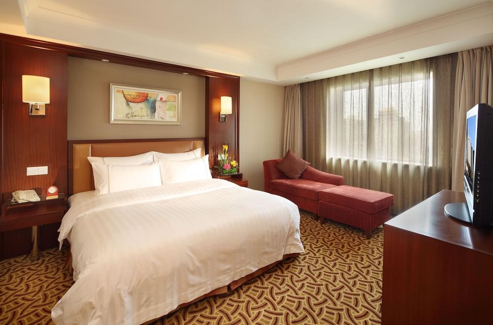 Jianguo Hotel Shanghai Exterior photo
