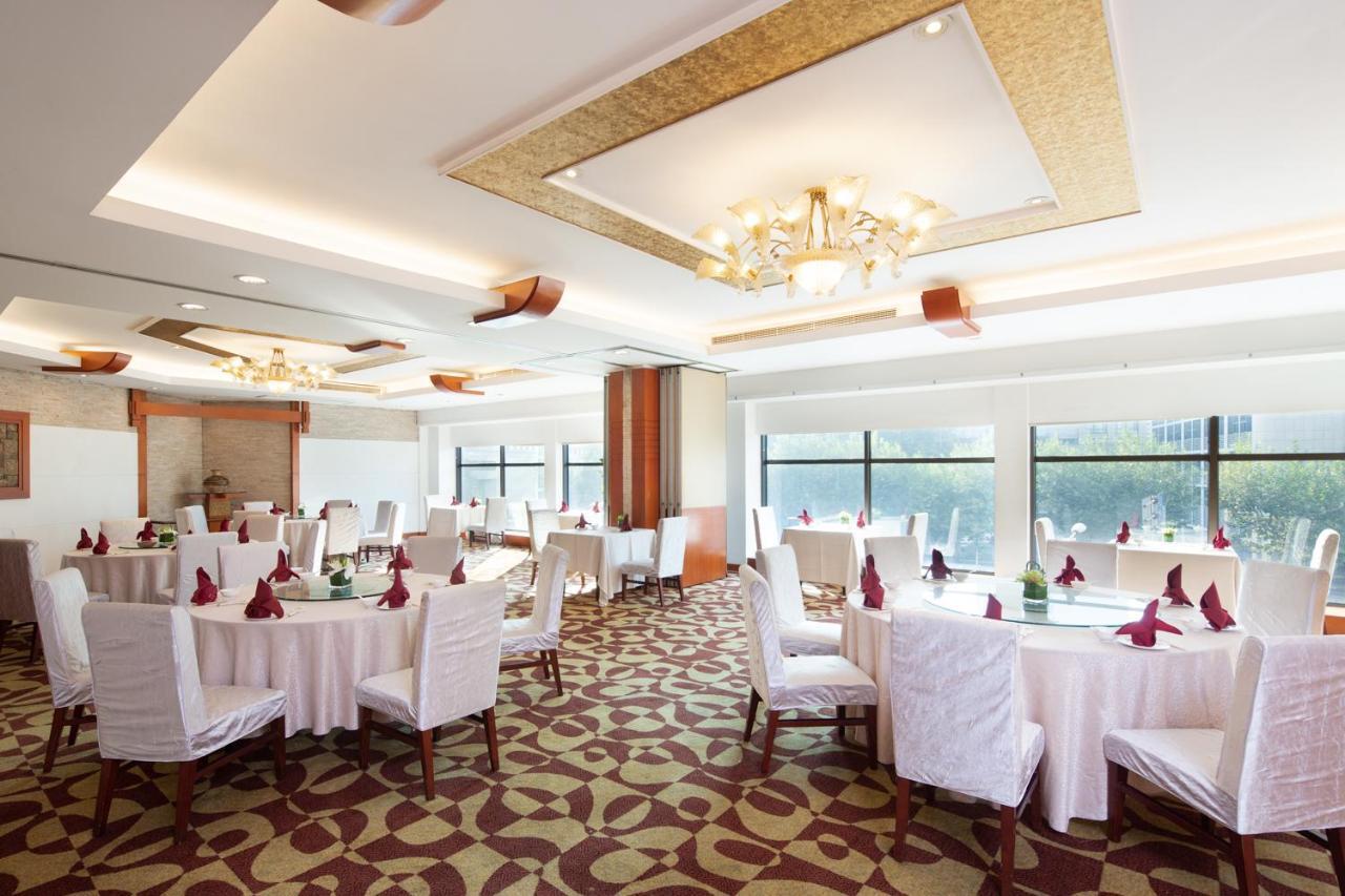 Jianguo Hotel Shanghai Exterior photo